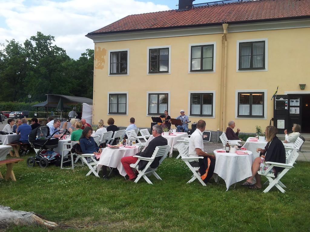 Tullgarns Vardshus Panzió Vagnhärad Kültér fotó