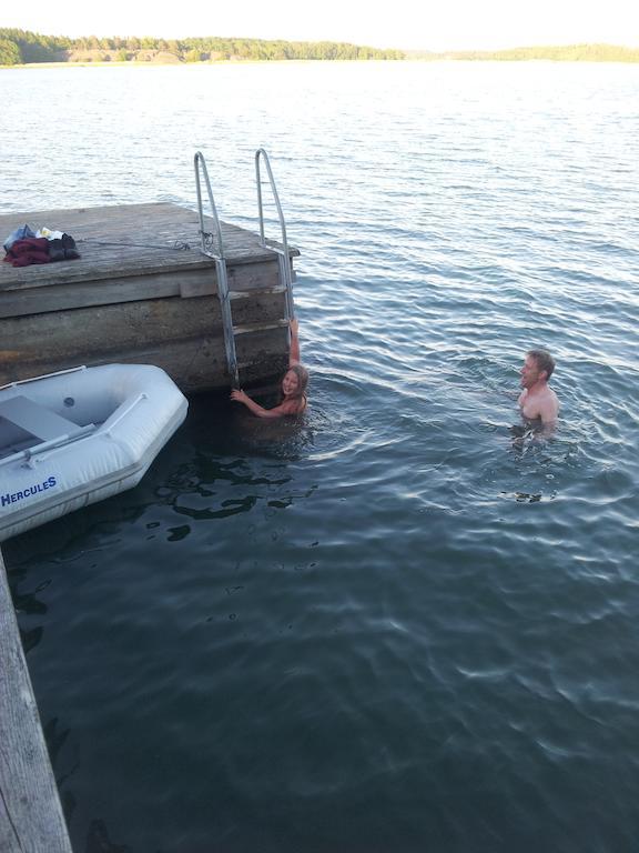 Tullgarns Vardshus Panzió Vagnhärad Kültér fotó